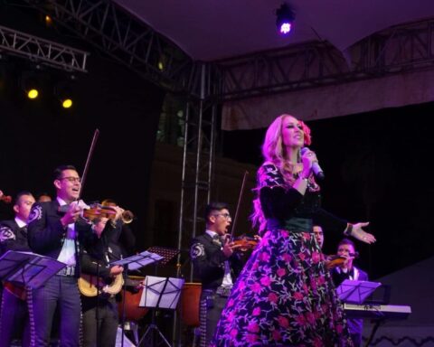 Alejandra Orozco Oficial