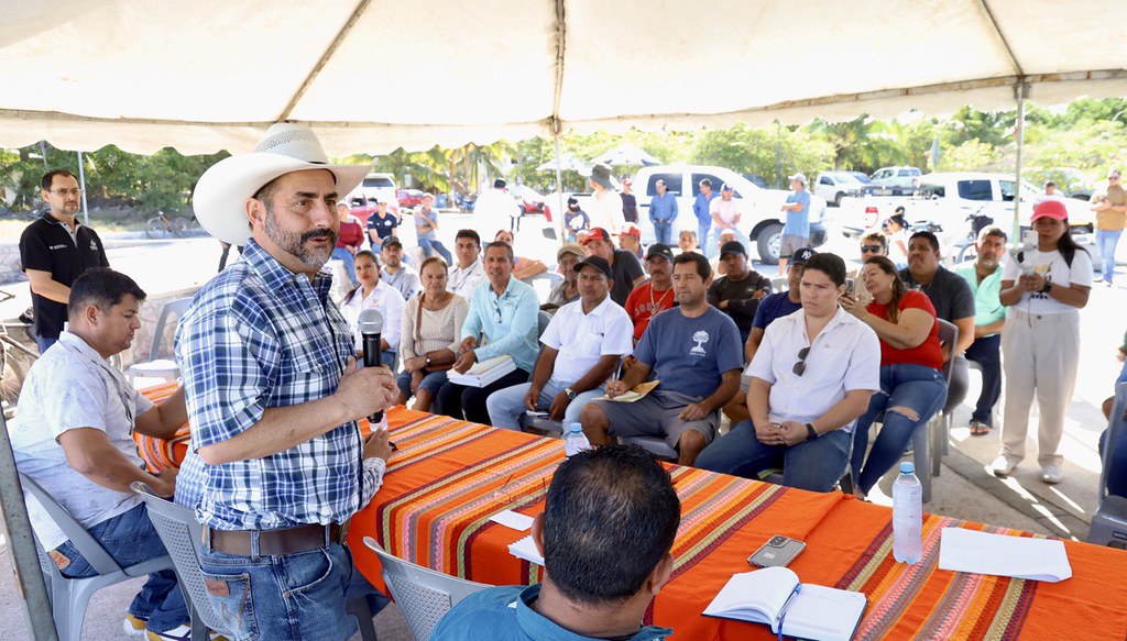 SADER anuncia apoyos para ganaderos