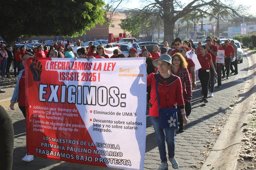 Manifestación contra Ley del ISSSTE