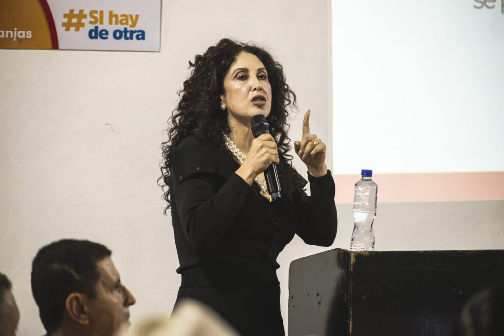 Mary P&aacute;ez