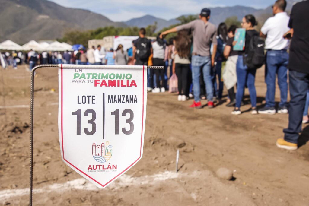Presenta Autlán Un Patrimonio para tu Familia